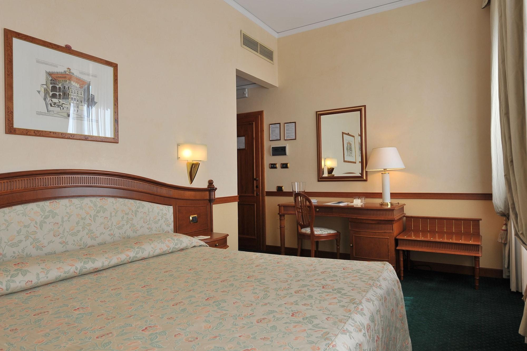 Hotel Degli Orafi Флоренція Екстер'єр фото