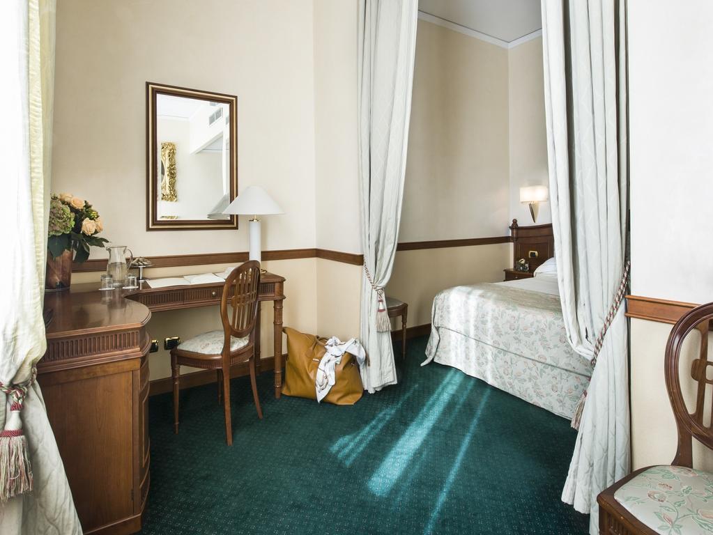 Hotel Degli Orafi Флоренція Екстер'єр фото